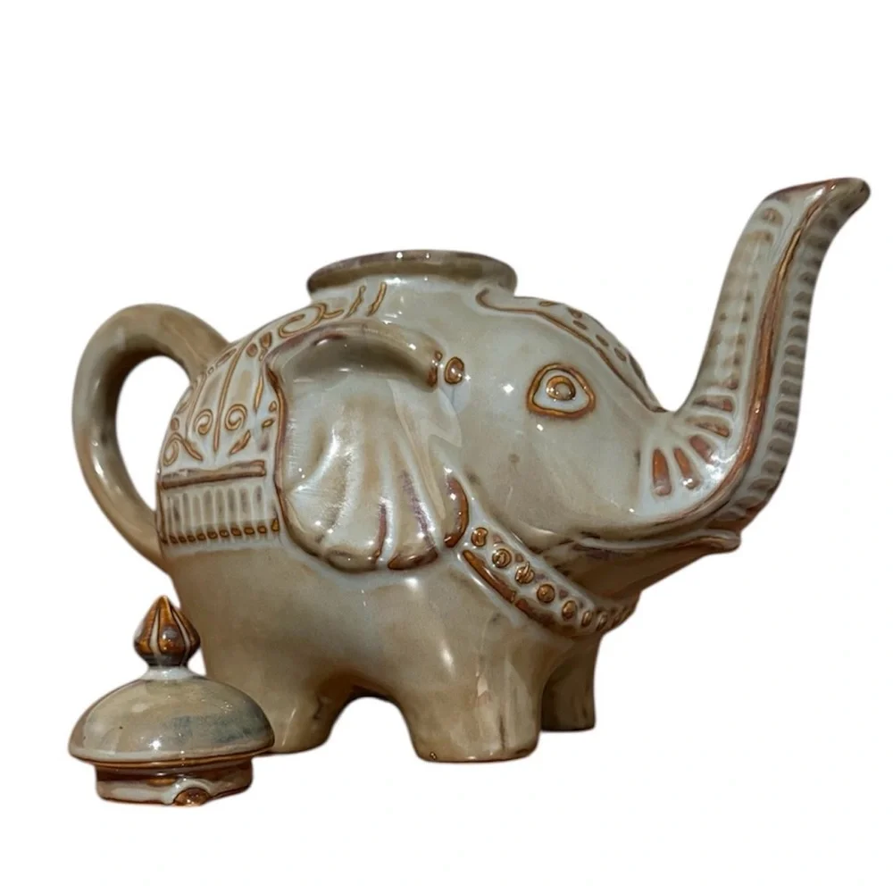 Pier 1 Imports Stoneware Elephant Tea Pot Trunk Up Handle & Lid Green & Brown